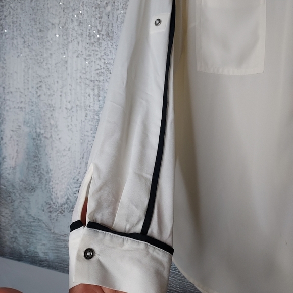 Metaphor Women's button-down Blouse - Picture 3 of 7